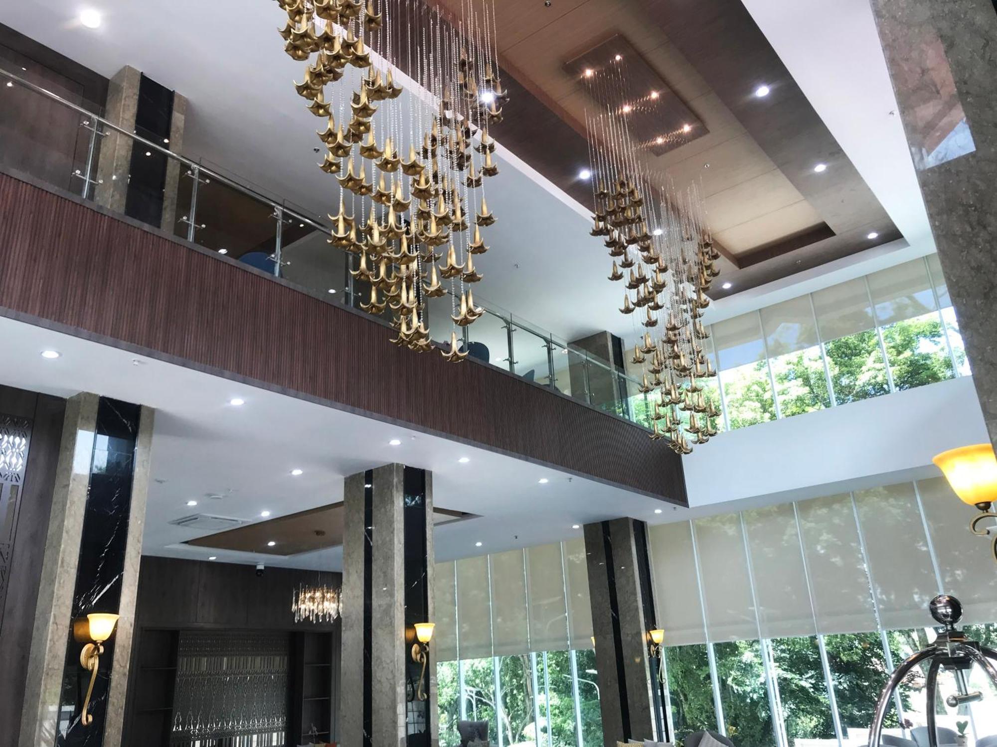 Labersa Hotel & Convention Center Samosir Sinapuran Exterior foto